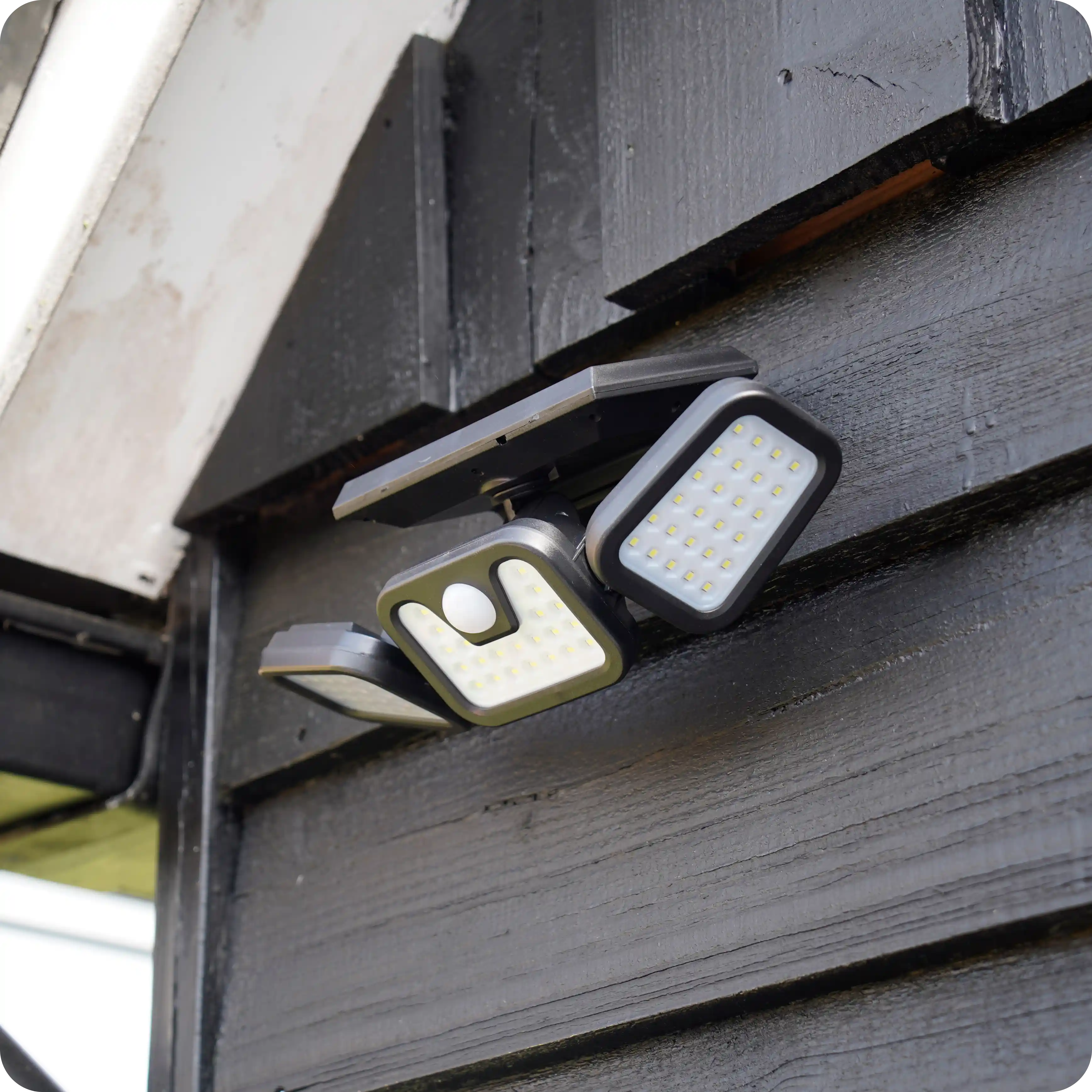 Solar LED-Wandleuchte mit Sensor Bresca schwarz für Wandbeleuchtung